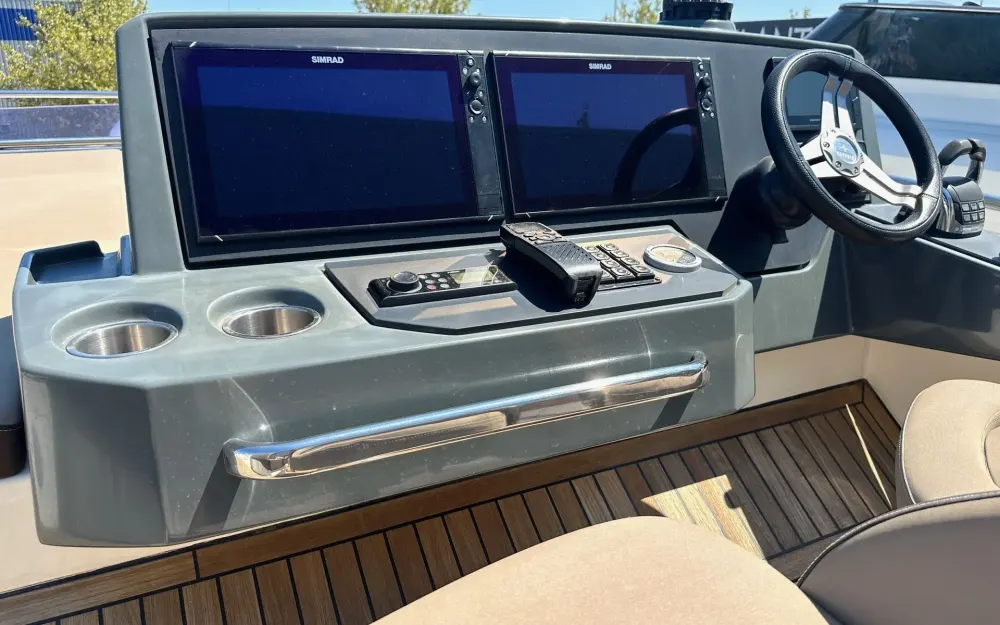 slider 13 Bavaria R55 Fly