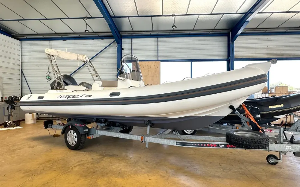 slider 0 Capelli Tempest 650