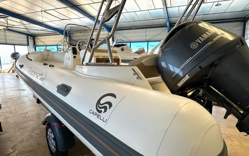 slider 2 Capelli Tempest 650