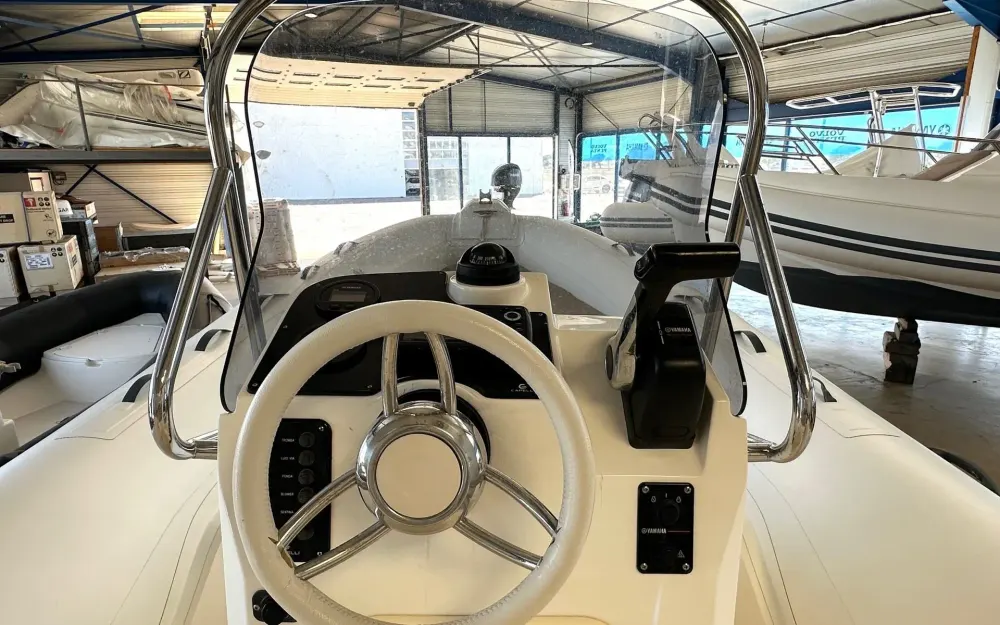 slider 5 Capelli Tempest 650