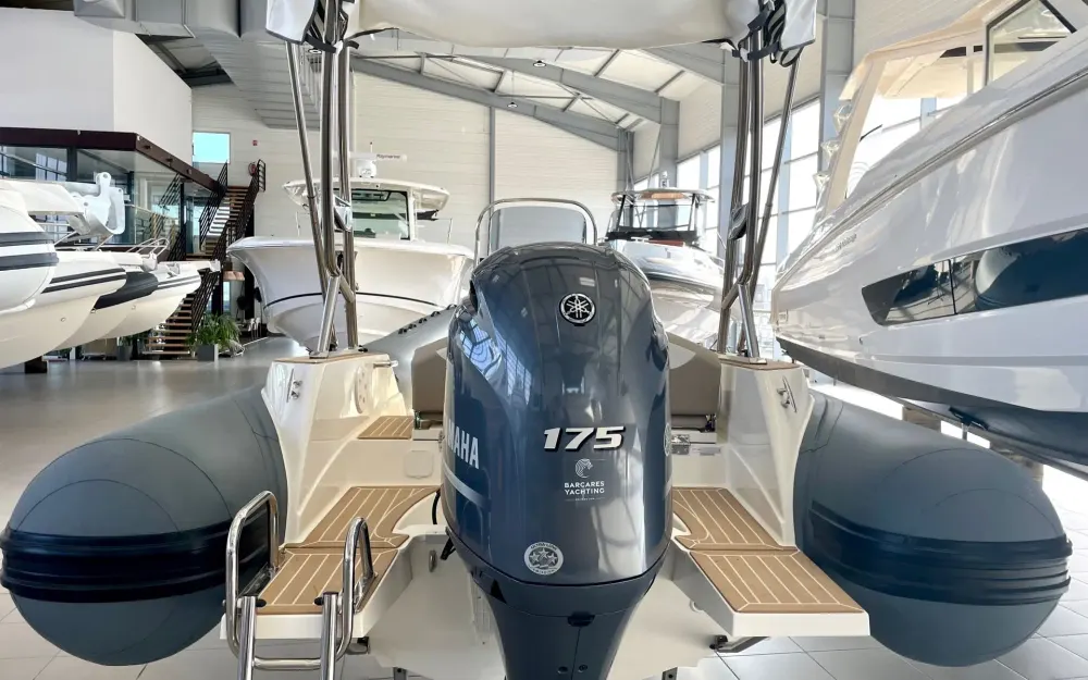 slider 3 Capelli Tempest 650
