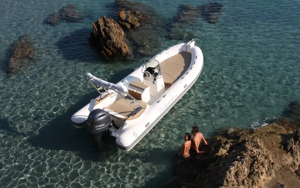 slider 3 Capelli Tempest 650 Open