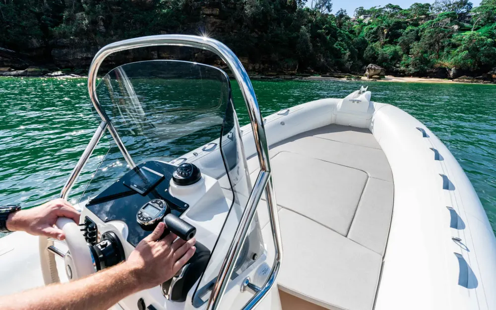 slider 5 Capelli Tempest 650 Open