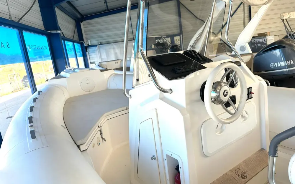 slider 6 Capelli Tempest 775