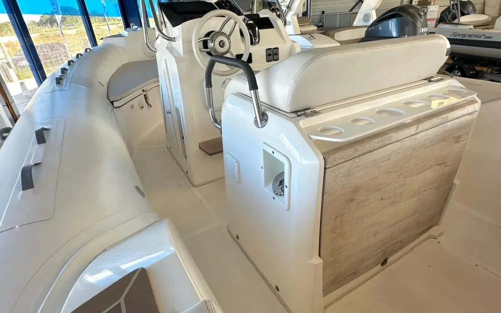 slider 7 Capelli Tempest 775