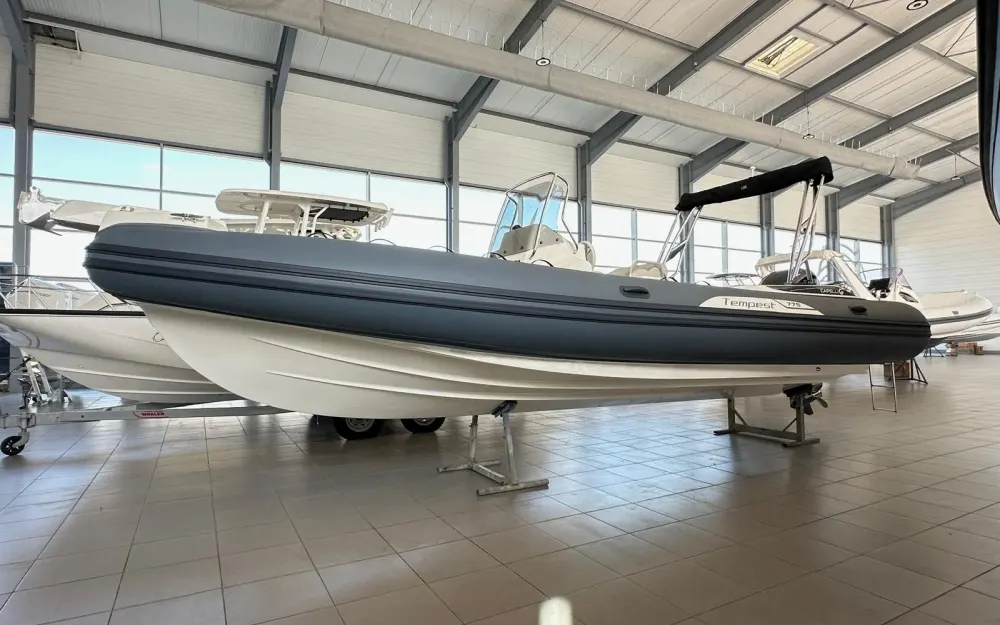 slider 0 Capelli Tempest 775