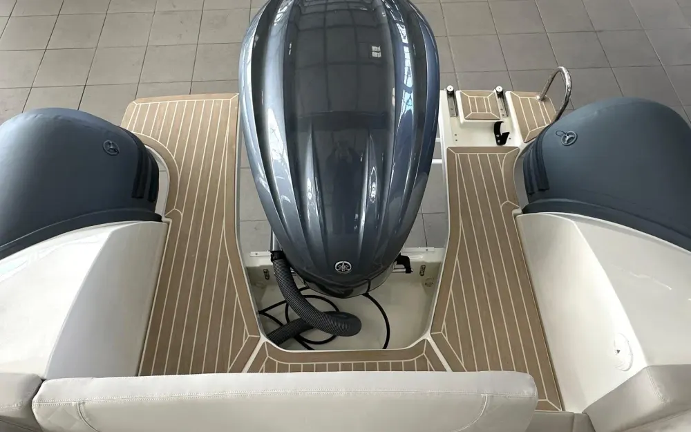 slider 7 Capelli Tempest 775