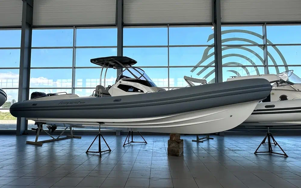 slider 0 Capelli Tempest 1000