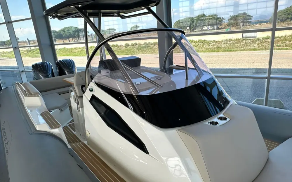 slider 8 Capelli Tempest 1000 Open
