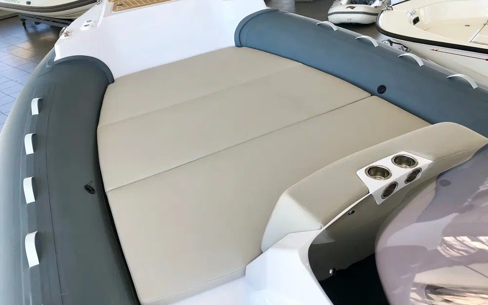 slider 3 Capelli Tempest 1000