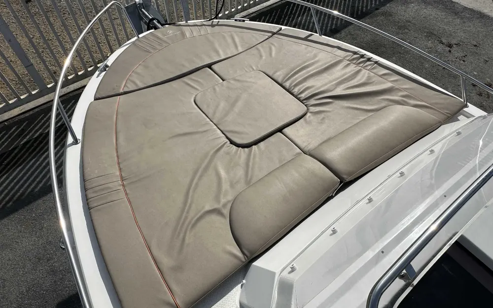 slider 8 Pacific Craft  630 SC