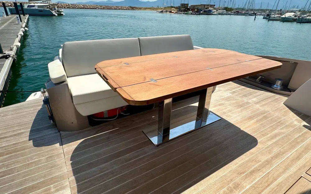 slider 18 Sessa Marine C68