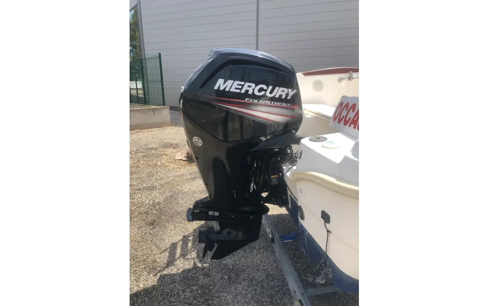 slider 1 Jeanneau Leader 545