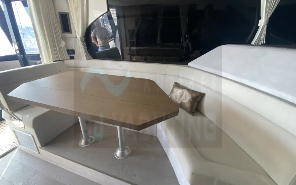 slider 8 Galeon  360 Fly