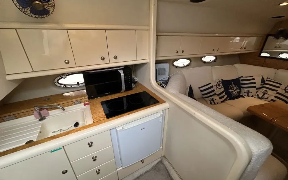 slider 11 Sunseeker Martinique 39