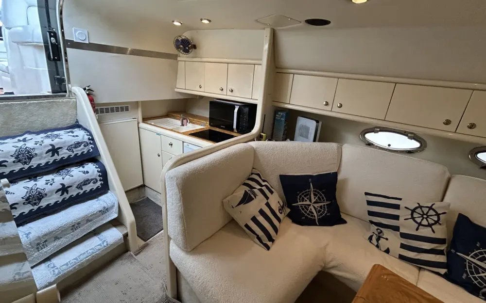 slider 14 Sunseeker Martinique 39