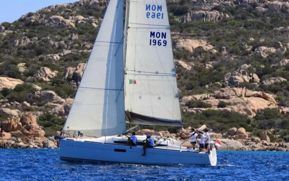 slider 2 Jeanneau Sun Odyssey 349