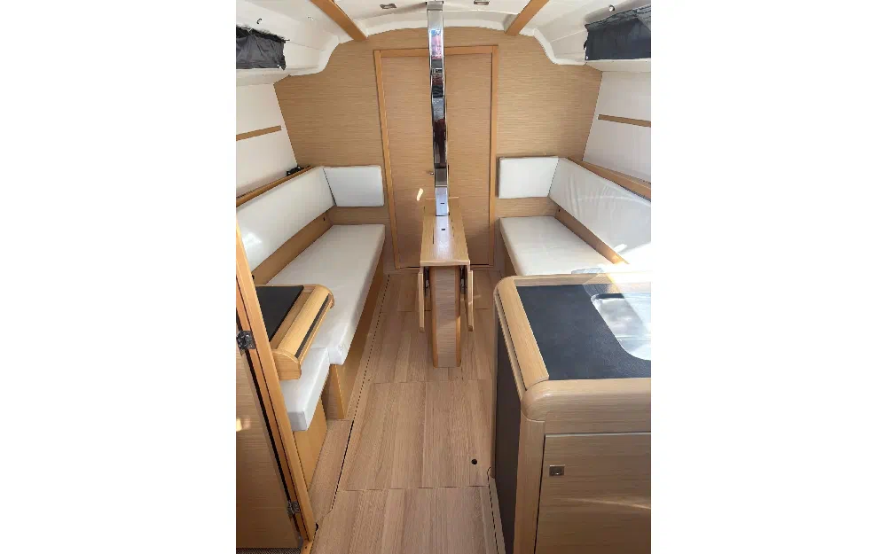 slider 3 Jeanneau Sun Odyssey 349