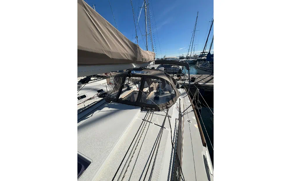 slider 8 Jeanneau Sun Odyssey 349