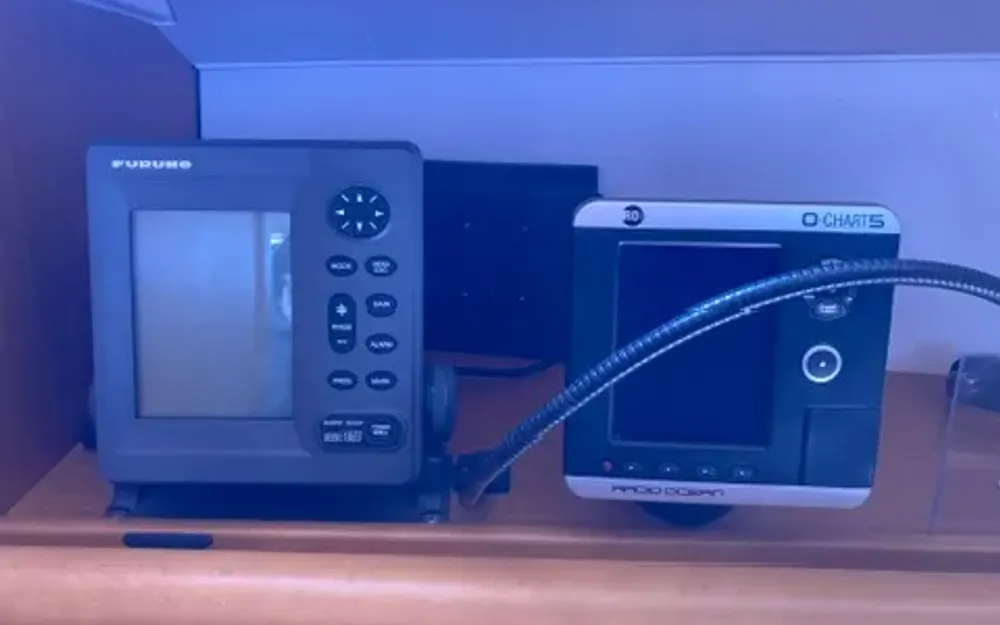 slider 17 Jeanneau Sun Odyssey 33 i