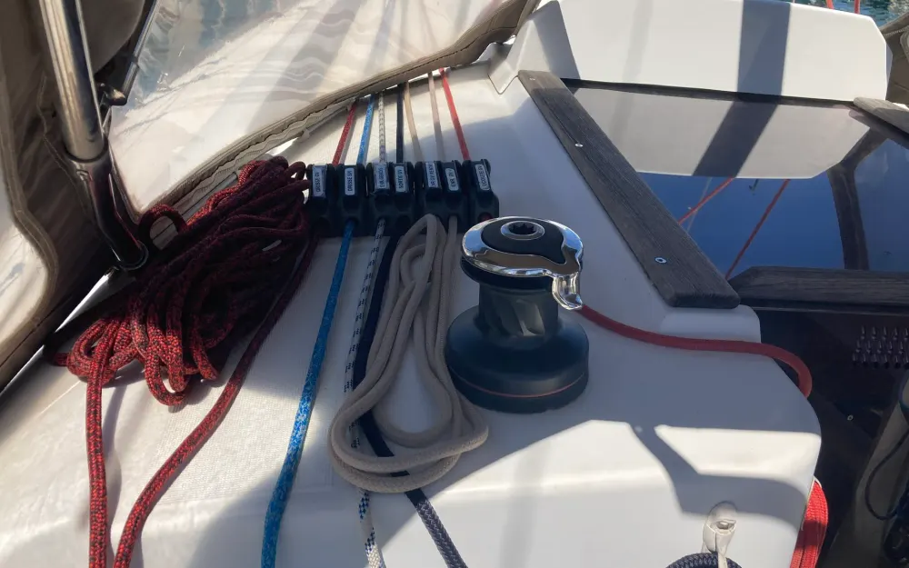 slider 22 Jeanneau Sun Odyssey 33 i