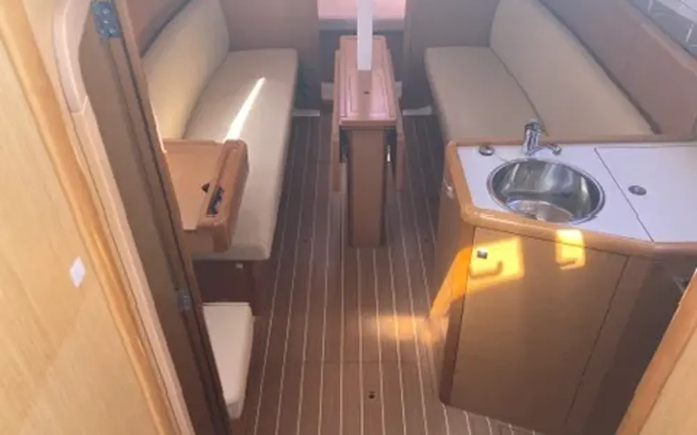 slider 30 Jeanneau Sun Odyssey 33 i