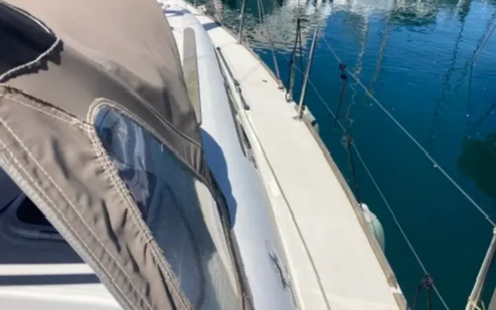 slider 11 Jeanneau Sun Odyssey 33 i
