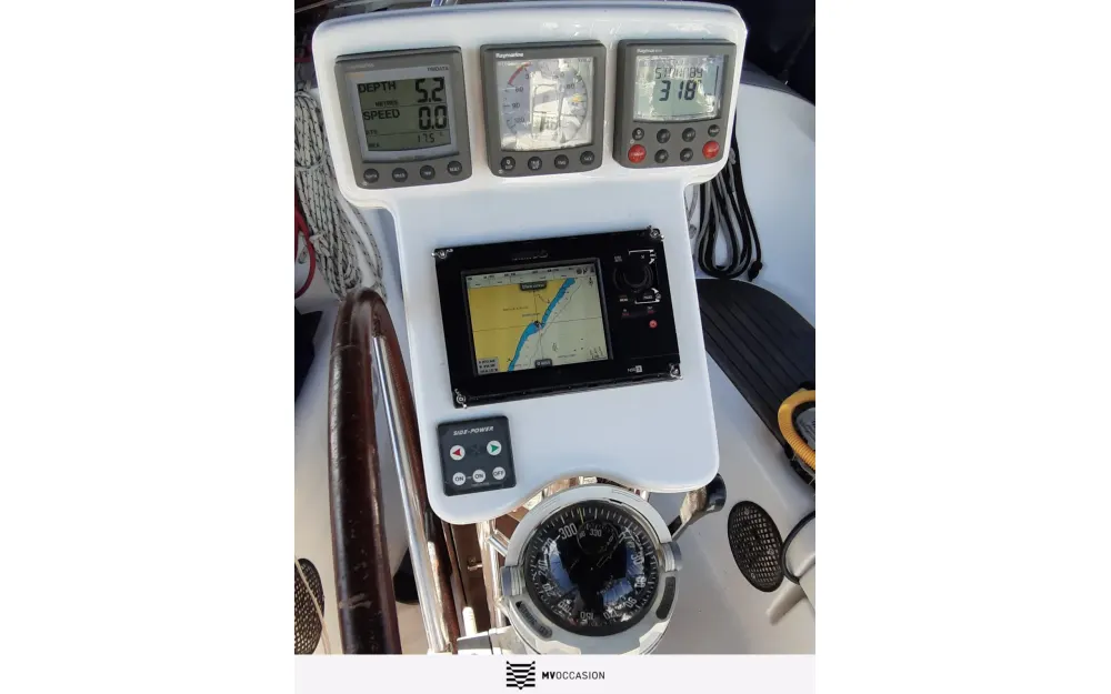 slider 8 Beneteau Oceanis 343 Clipper