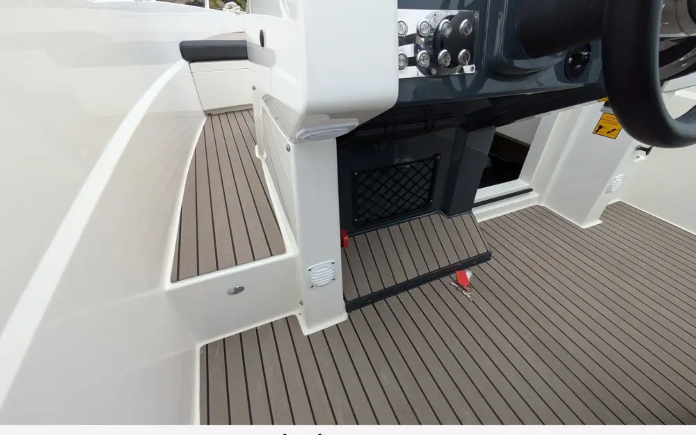 slider 4 Parker  690 Sport
