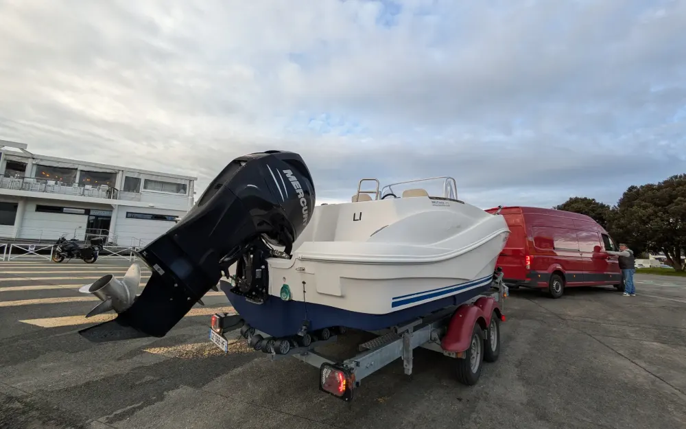 slider 7 Quicksilver  635 Commander