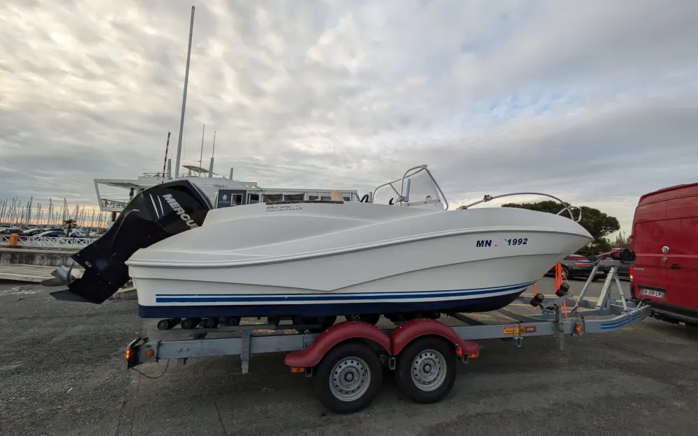 slider 8 Quicksilver  635 Commander
