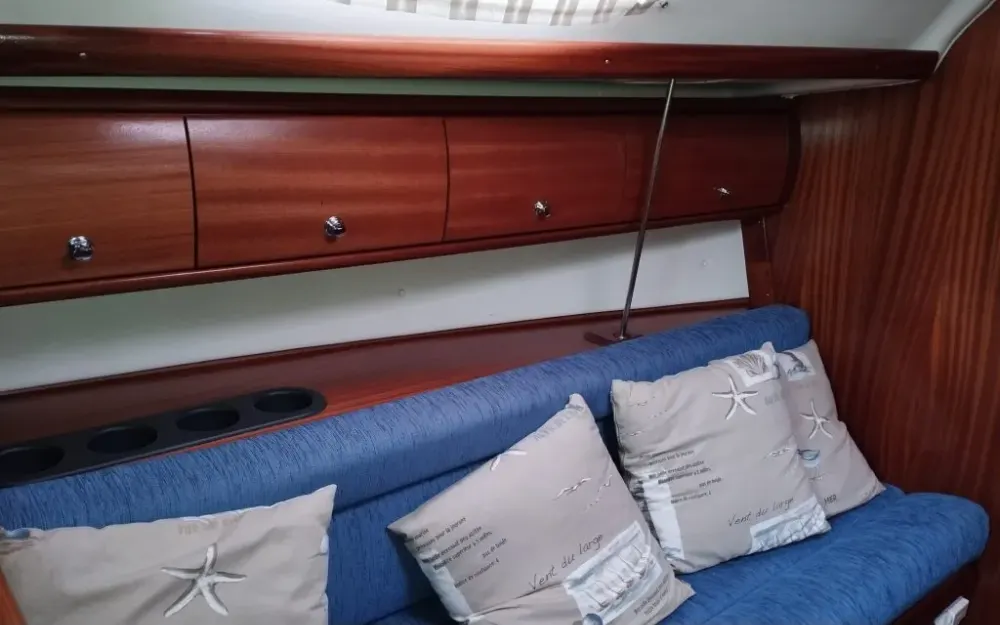 slider 7 Bavaria  32 Cruiser