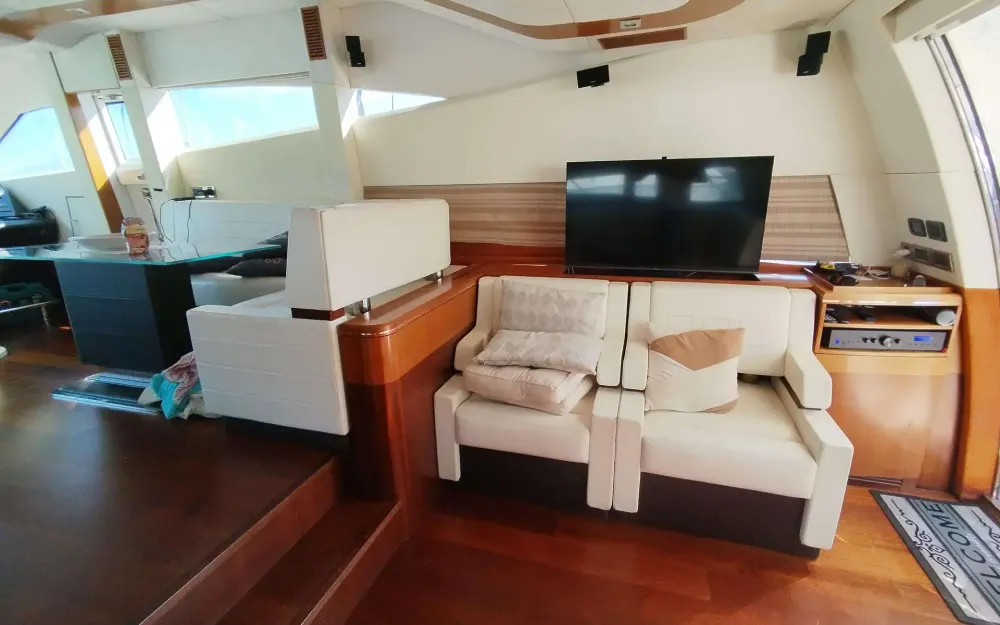 slider 18 Galeon  640 Fly