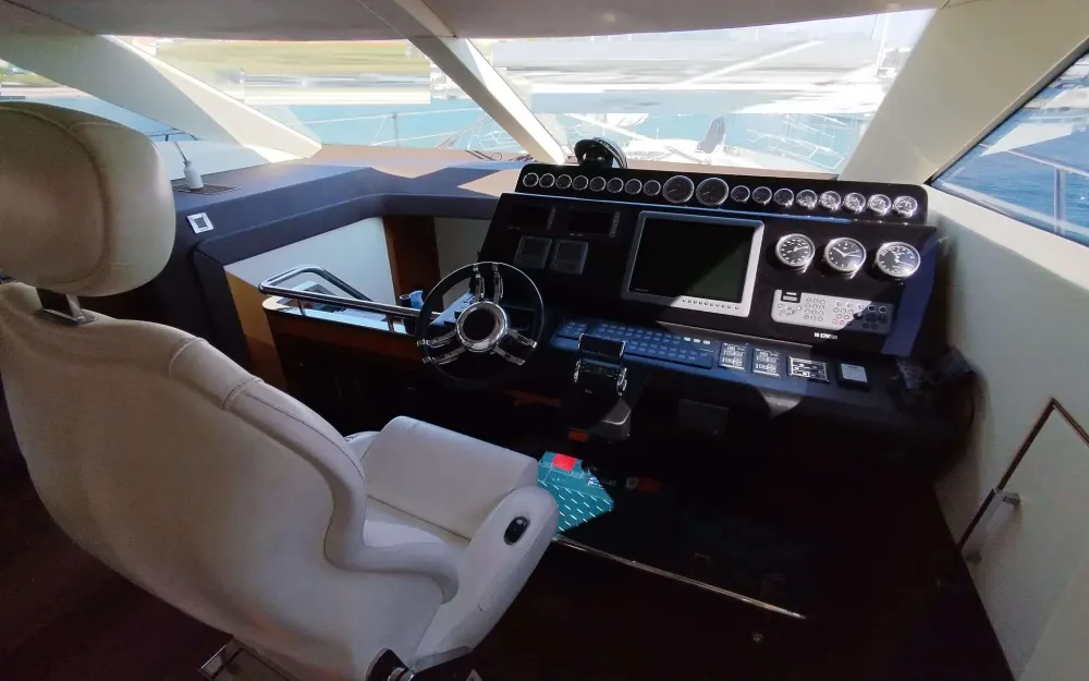 slider 19 Galeon  640 Fly