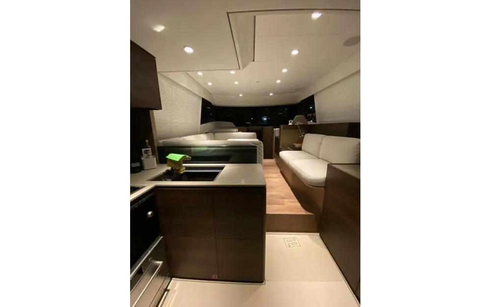slider 15 Ferretti  500
