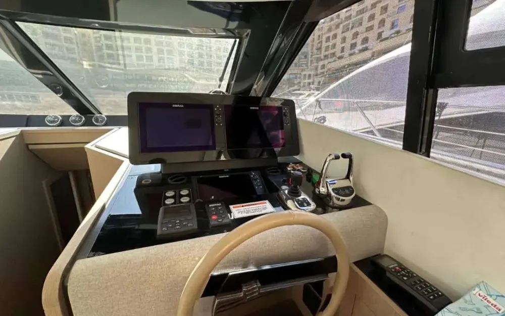 slider 3 Ferretti  500