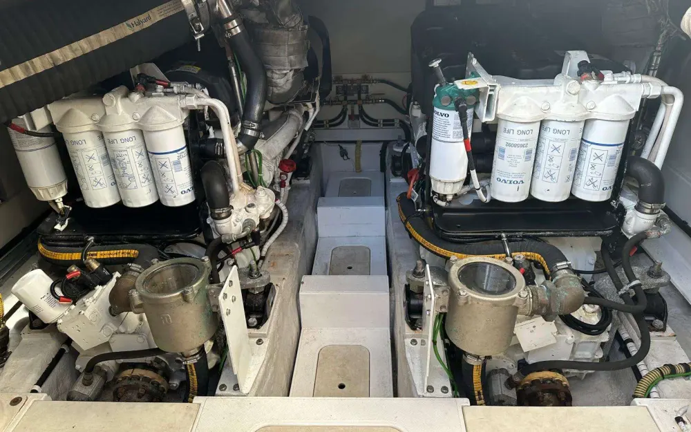 slider 20 Fairline Phantom 48