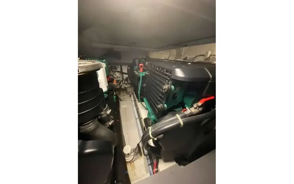 slider 16 Beneteau Gran Turismo 49