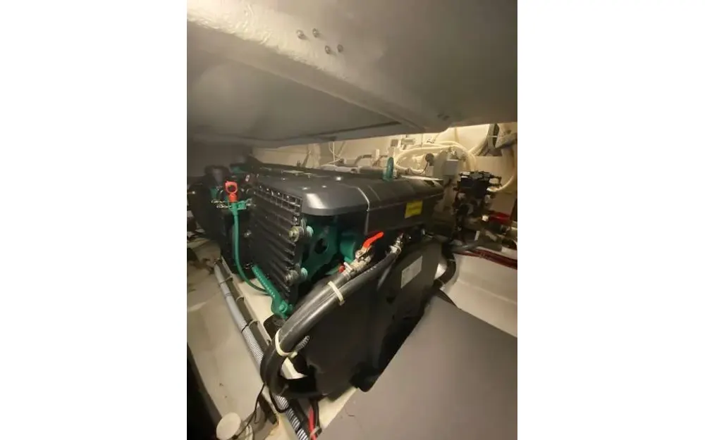 slider 18 Beneteau Gran Turismo 49
