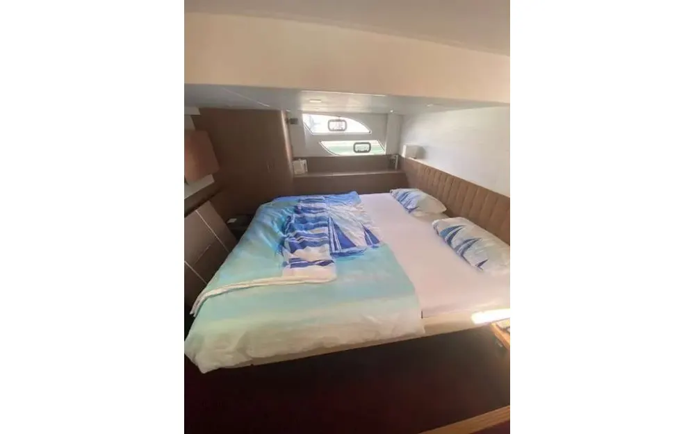 slider 6 Beneteau Gran Turismo 49