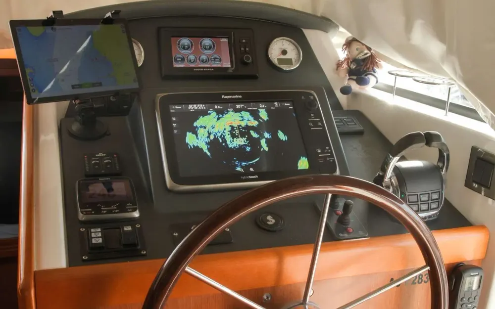 slider 3 Beneteau Swift Trawler 44