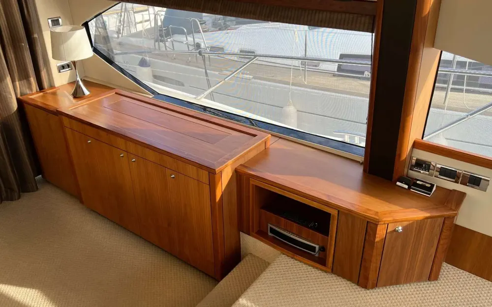 slider 18 Sunseeker Manhattan 60
