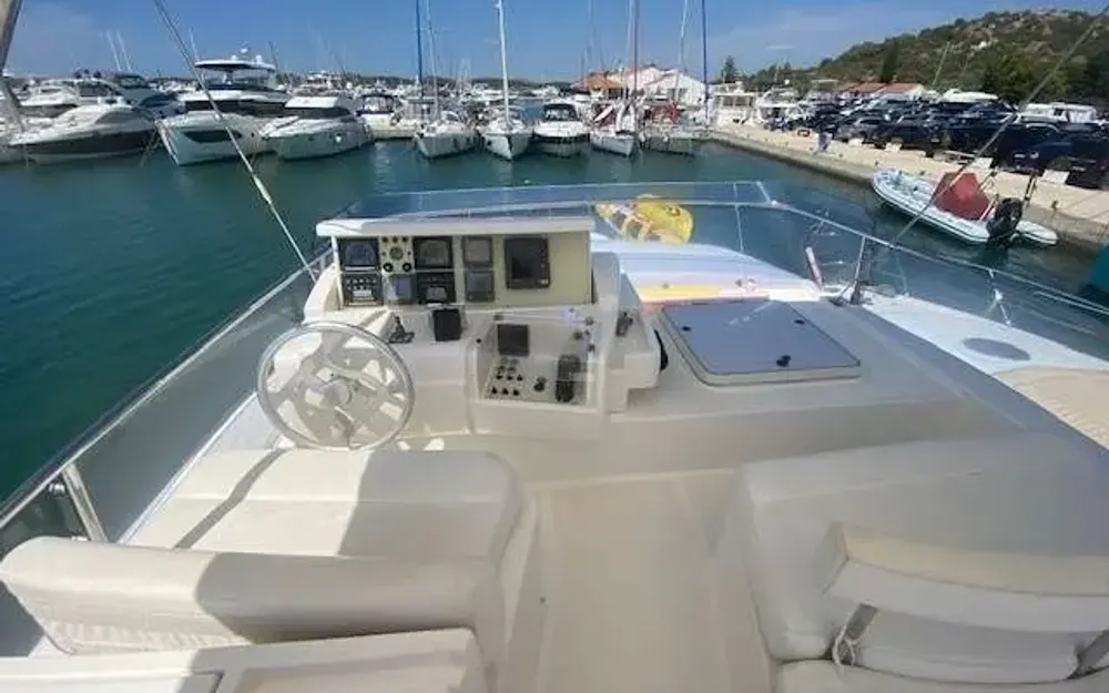 slider 18 Ferretti  530