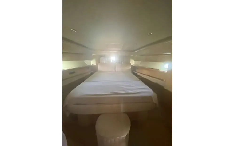 slider 19 Ferretti  530