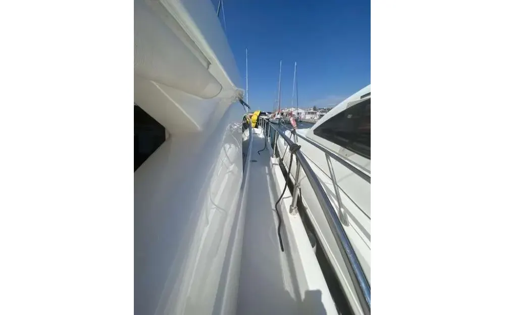slider 21 Ferretti  530