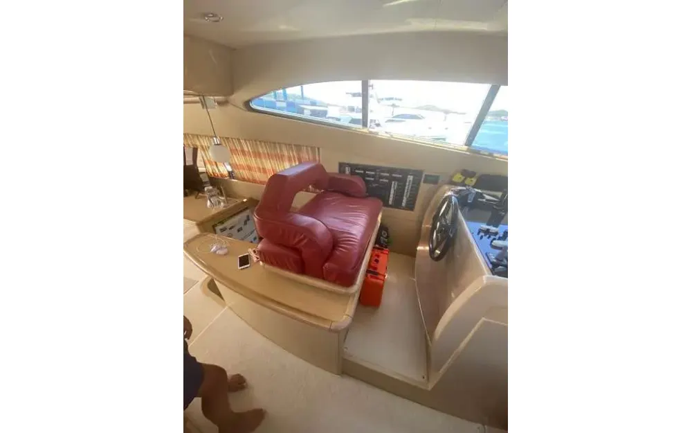 slider 27 Ferretti  530