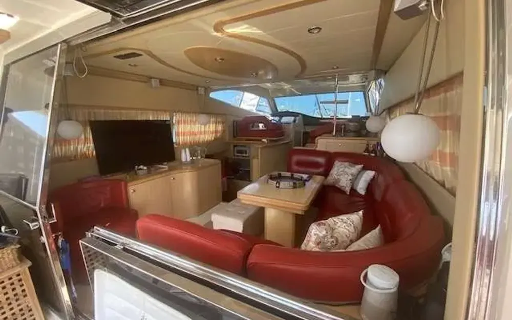slider 4 Ferretti  530