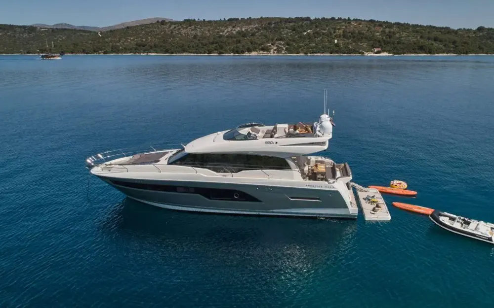 slider 9 Jeanneau Prestige 630