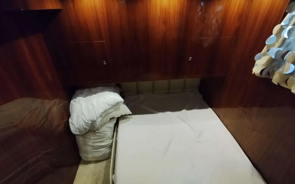 slider 1 Elegance Yachts Elegance 54