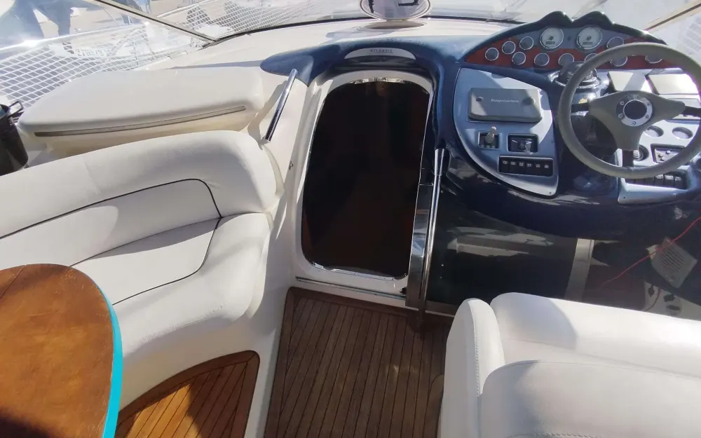 slider 12 Azimut Atlantis 42